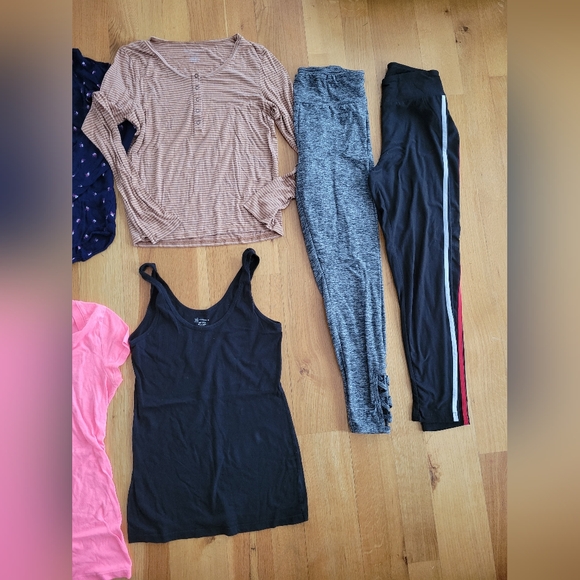 Bundle of size large clothes - Picture 4 of 13